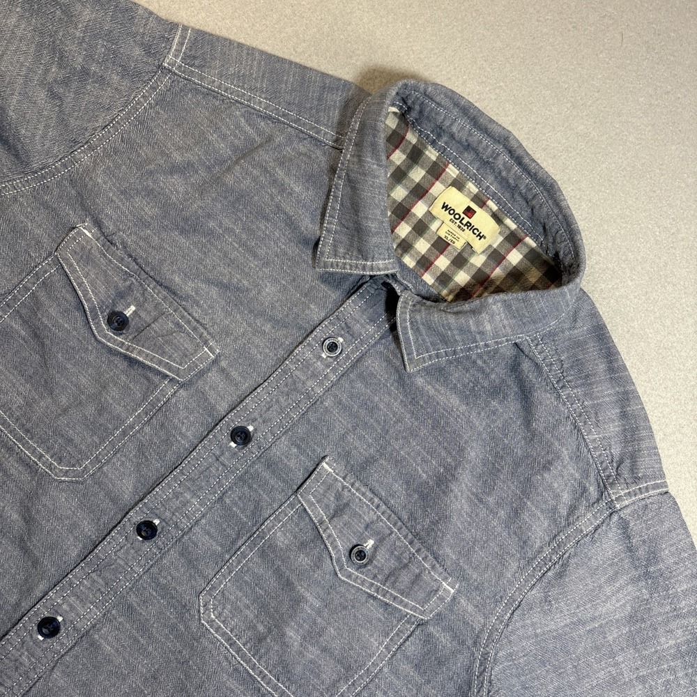 Vintage Woolrich Shirt Mens XL Chambray Denim Pocket Outdoor Button Up Camp